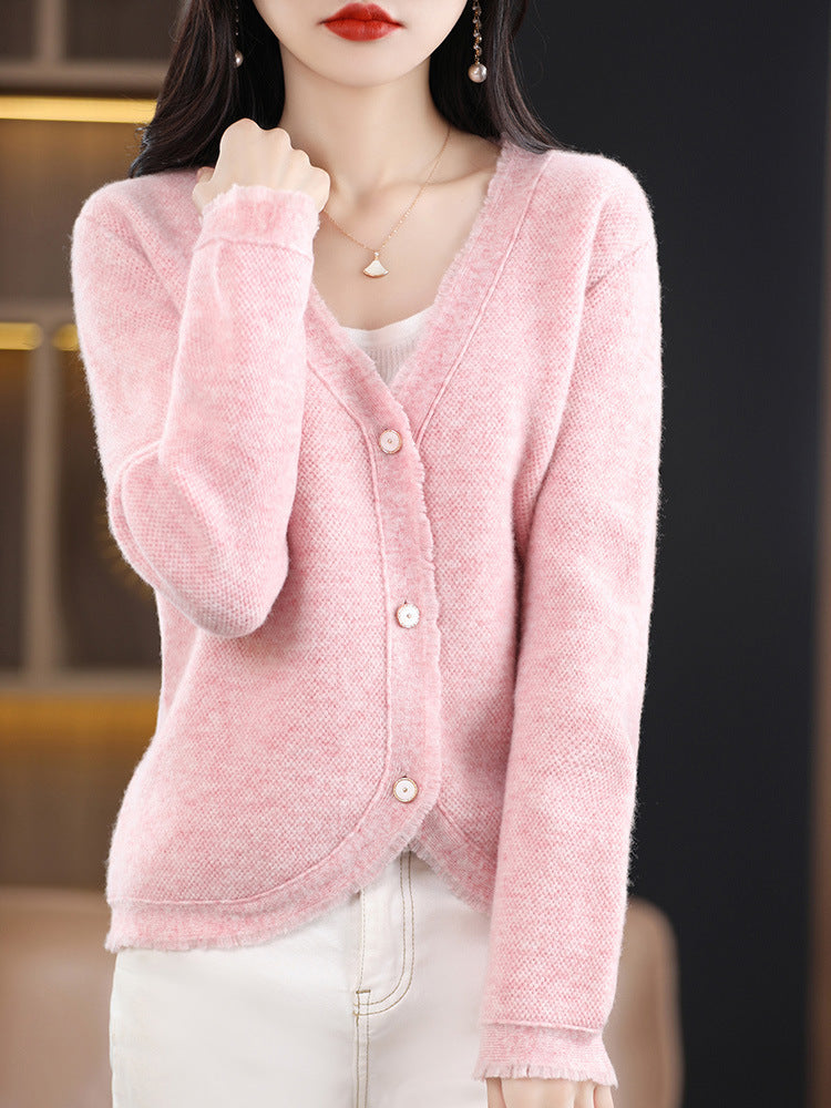Women's Short Cut V-Neck Cardigan with Fine Pile and Pearl Buttons Chichicherry
