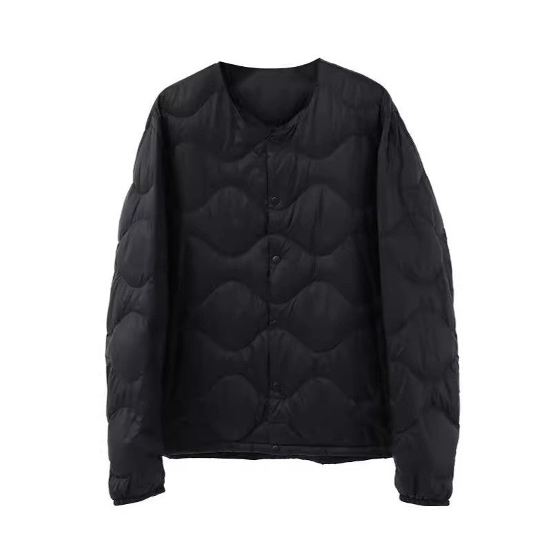 Women’s sleeveless thermal quilted vest with wave-shaped quilting and snap button closure Chichicherry