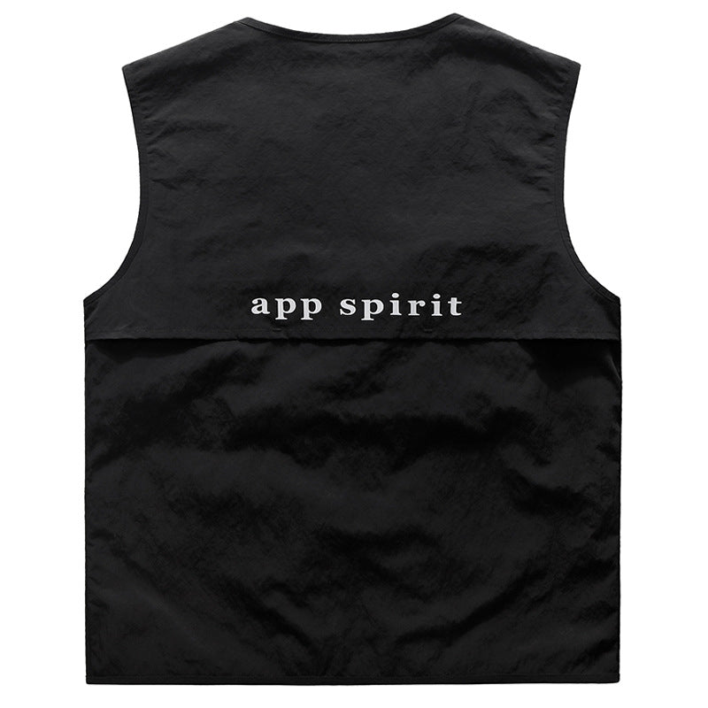 Men's multifunctional utility vest with mesh back, modular pocket arrangement, and click fasteners Chichicherry