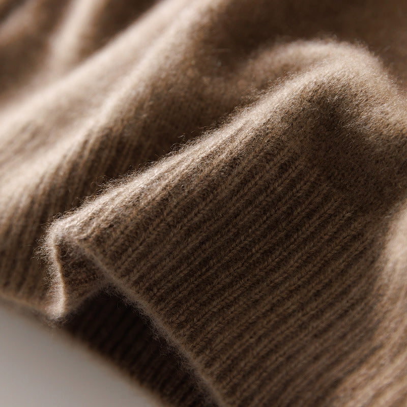 Men's Fine Stand Collar Pullover made of Cashmere Blend with Ribbed Cuffs and Slim Silhouette Chichicherry