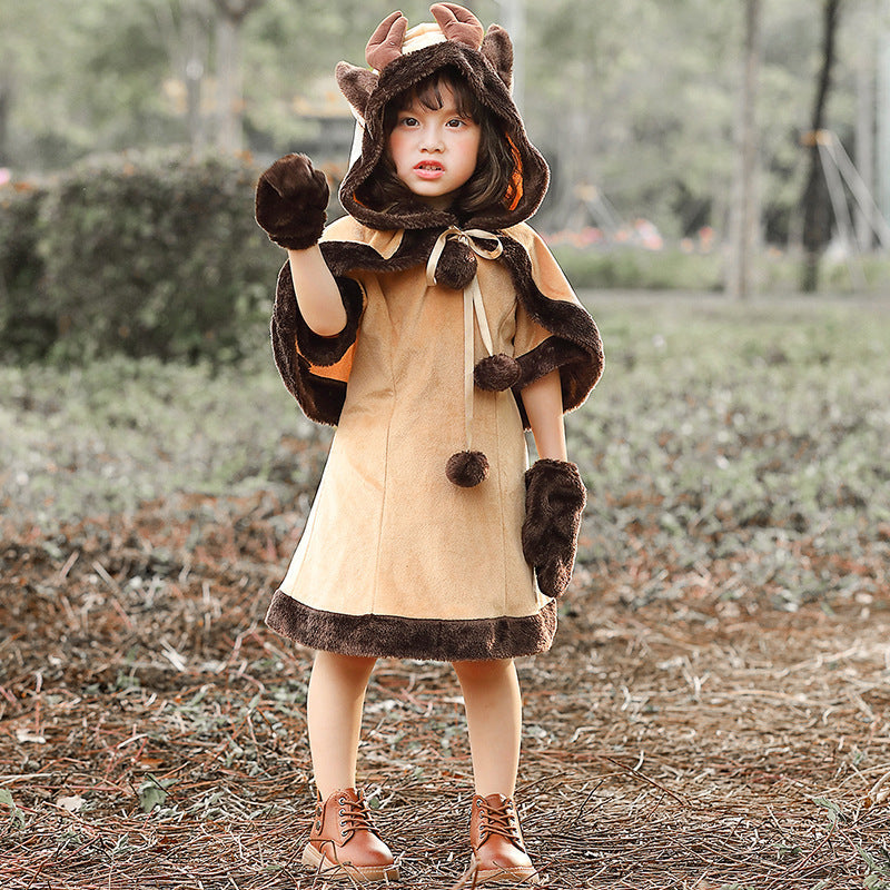 Girl's hoodie costume with animal look and fluffy material Chichicherry