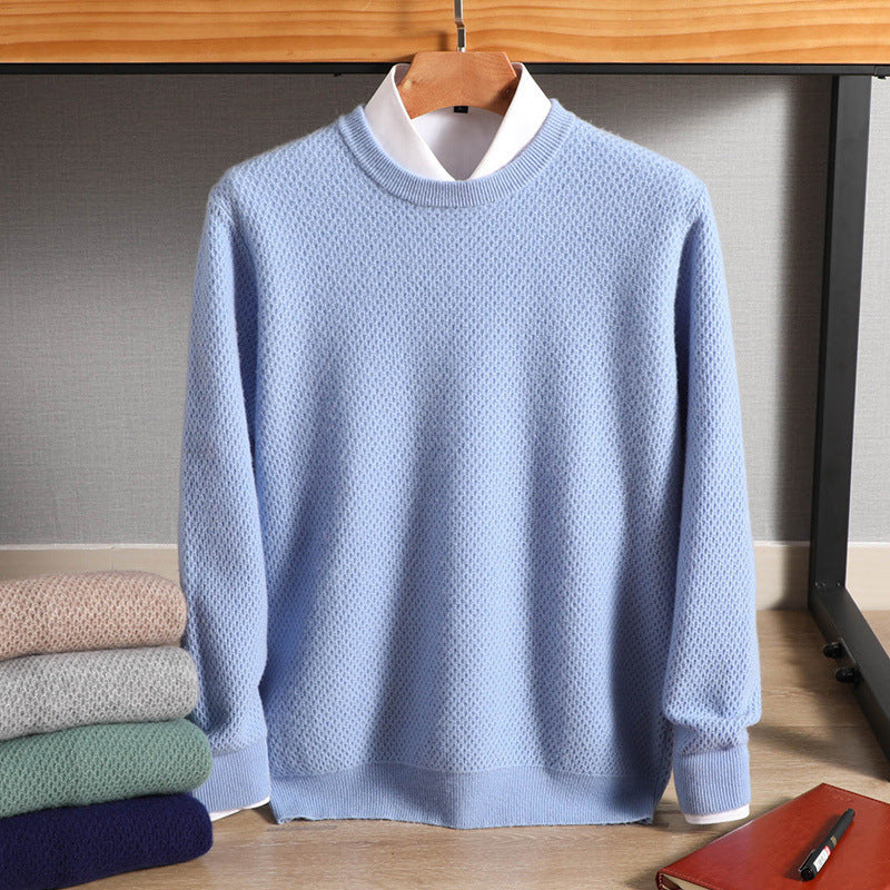 Men's classic round neck sweater made of cashmere-like wool blend with fine texture Chichicherry