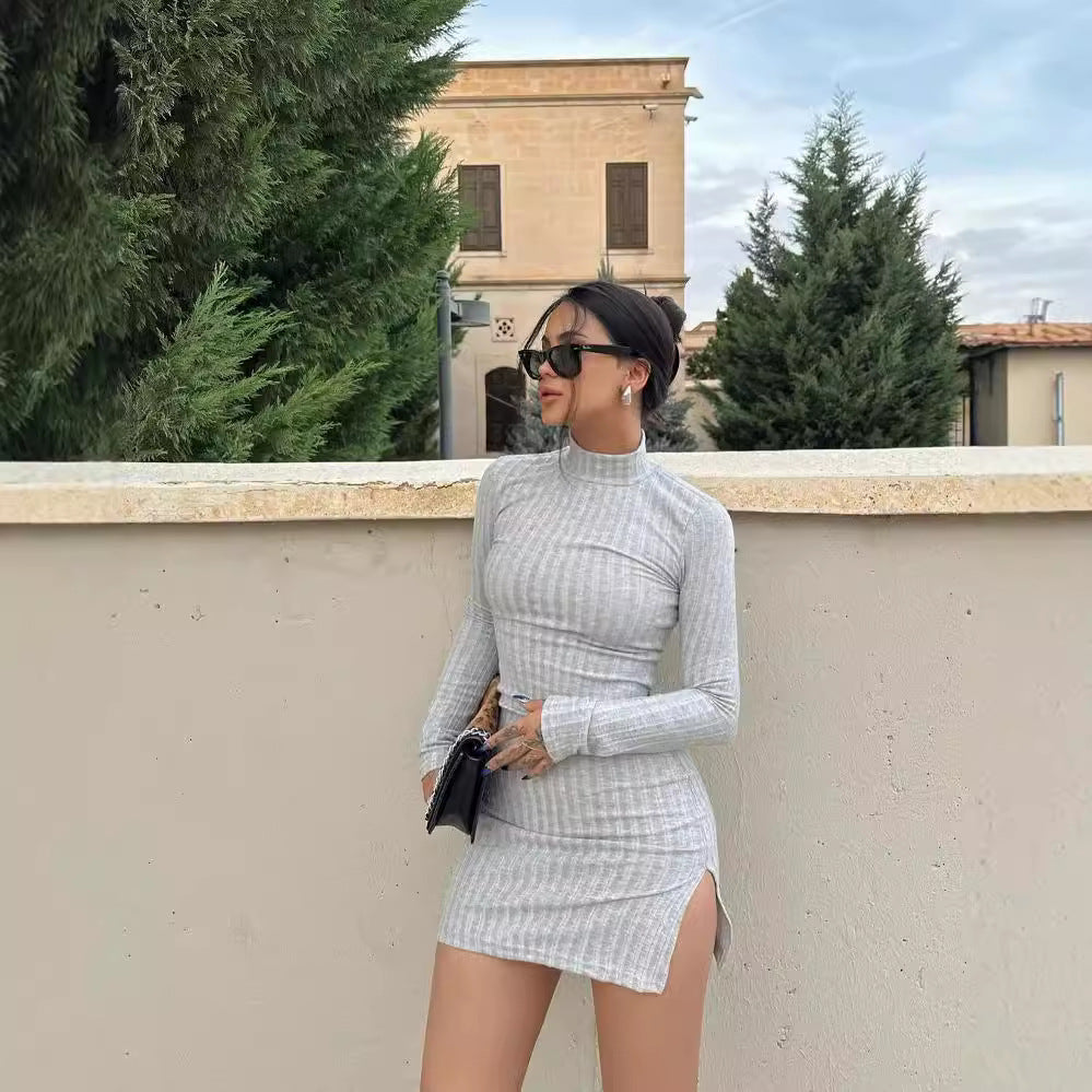 Damen Enganliegendes Rippstrick-Minikleid mit Rollkragen und langen Ärmeln Chichicherry
