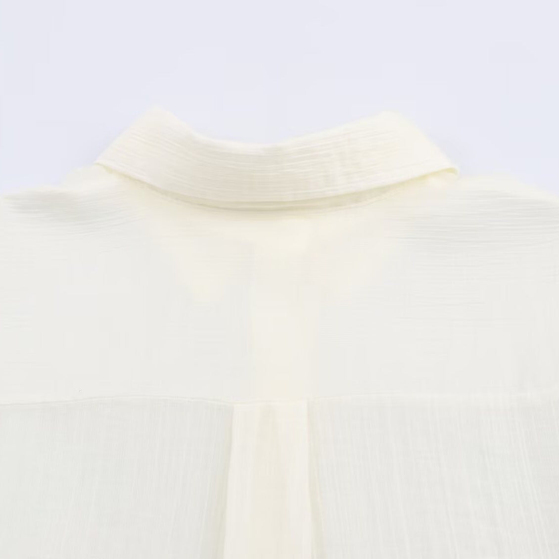 Women Light Loose Blouse with Crinkle Structure and Shirt Collar Chichicherry