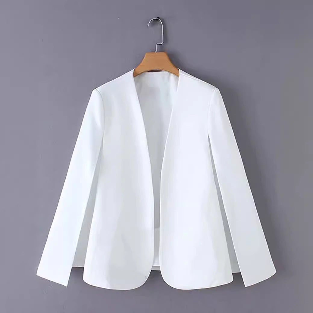 Ladies Elegant Cape Blazer with Open Sleeve Slits and Clean Fall Chichicherry