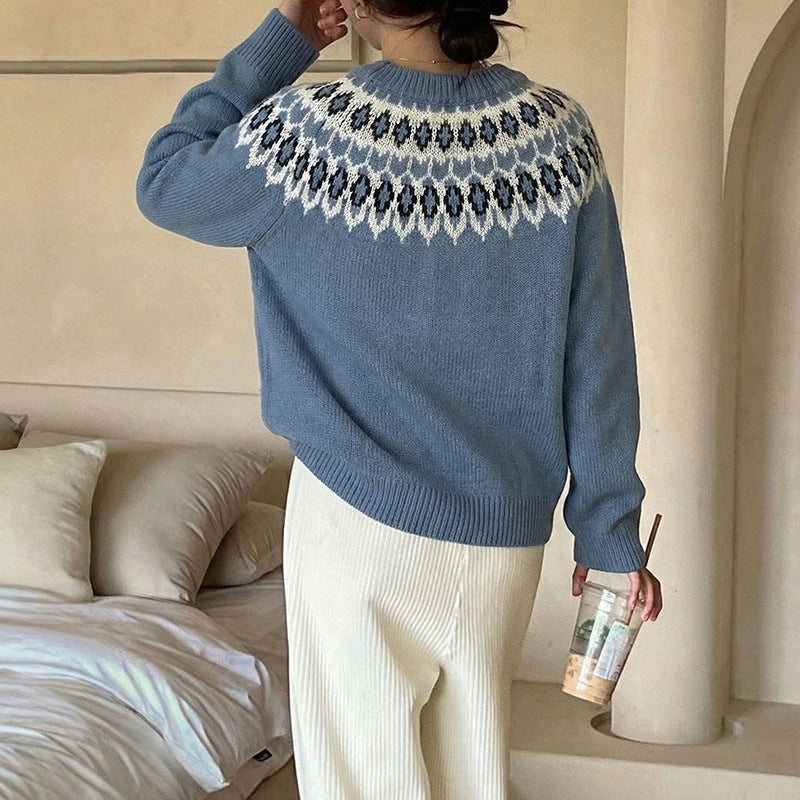 Women's Round Neck Sweater with Jacquard Yoke and Relaxed Fit Chichicherry