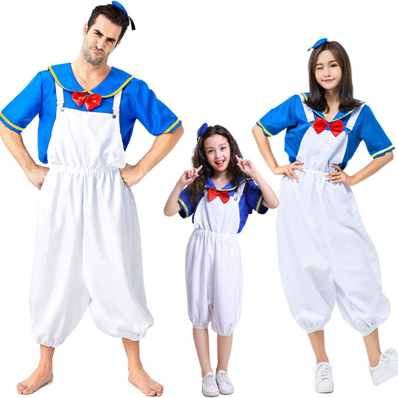 Girl's sailor suit with shimmering collar and playful waistband Chichicherry