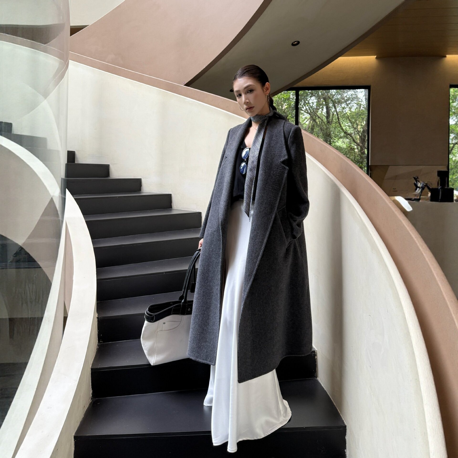 Women's Oversize Wool Coat with Structured Shoulder Section and Elegant Lapel Chichicherry
