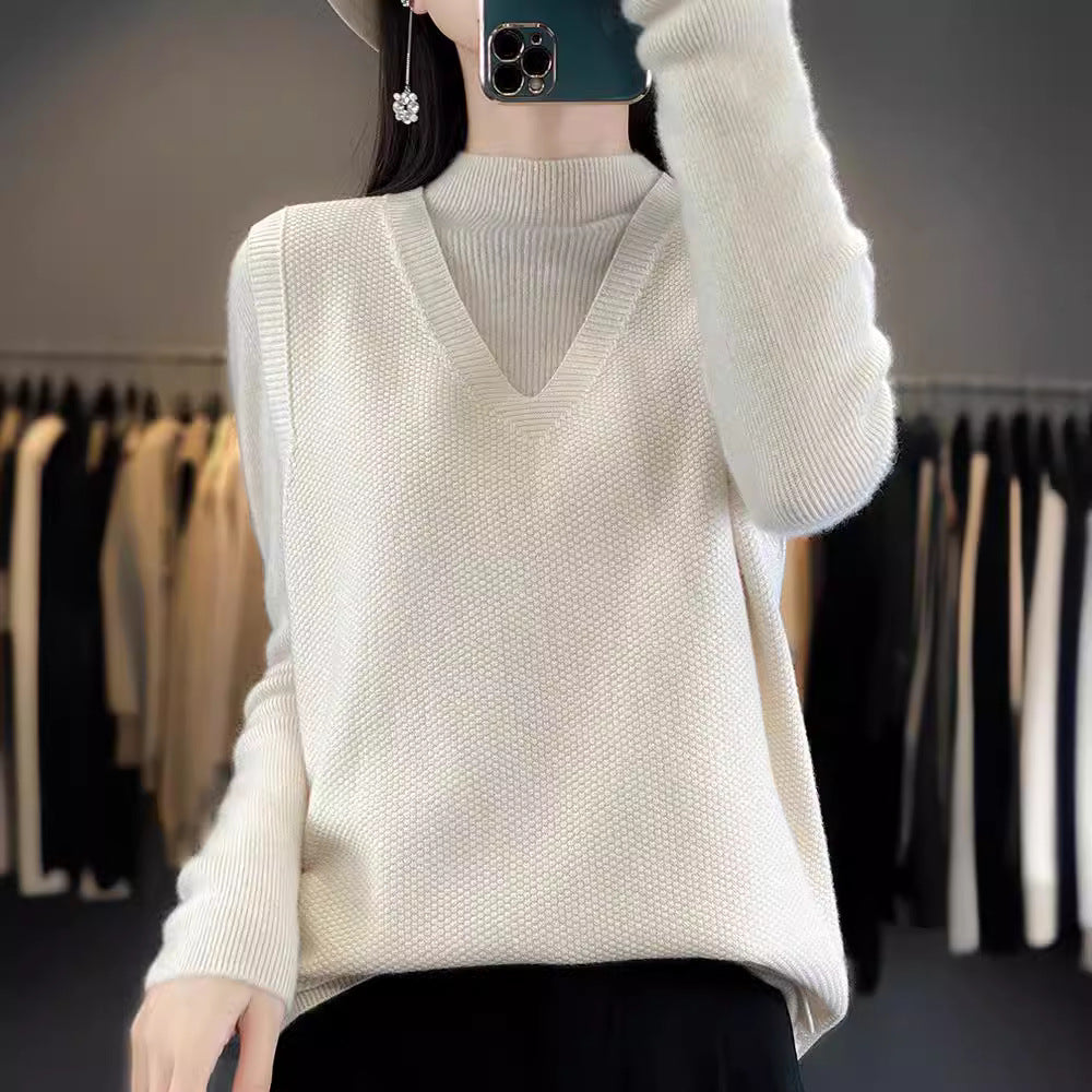 Women Oversized Knit Vest with Deep V-Neck and Fine Structure Chichicherry