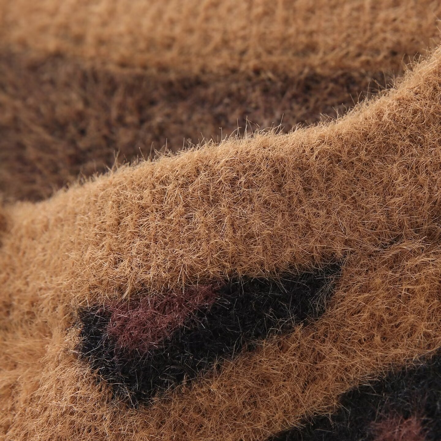 Women's fluffy cardigan in leopard print with round neckline and button placket Chichicherry