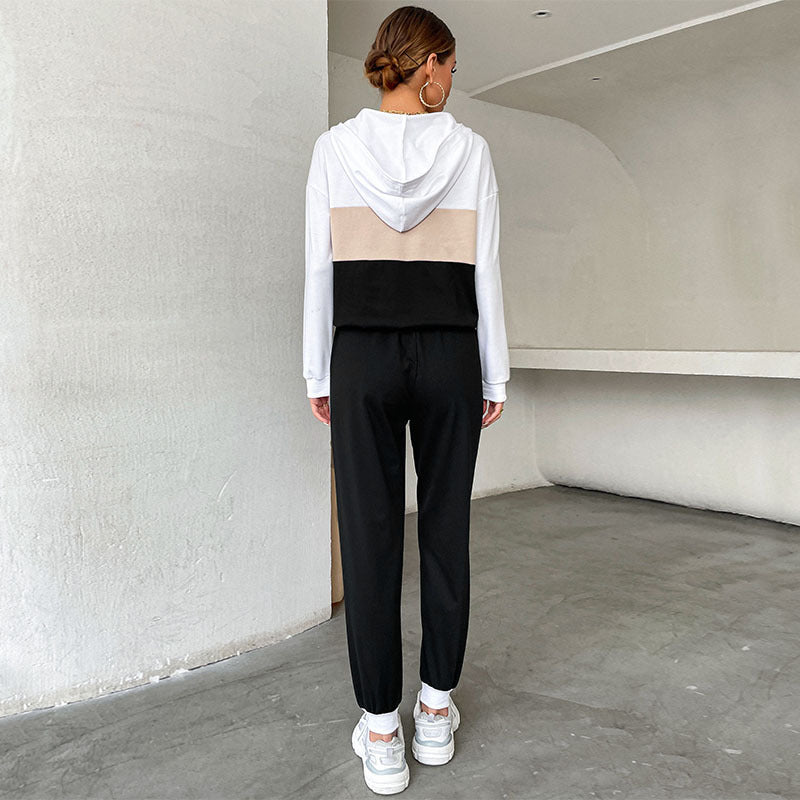 Ladies' Sportive Jogging Set with Hood, Drawstring Pants & Side Stripes Chichicherry