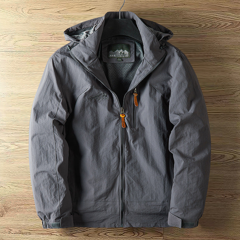 Men's Breathable Water-Repellent Outdoor Jacket with Hood and Zipper Chichicherry