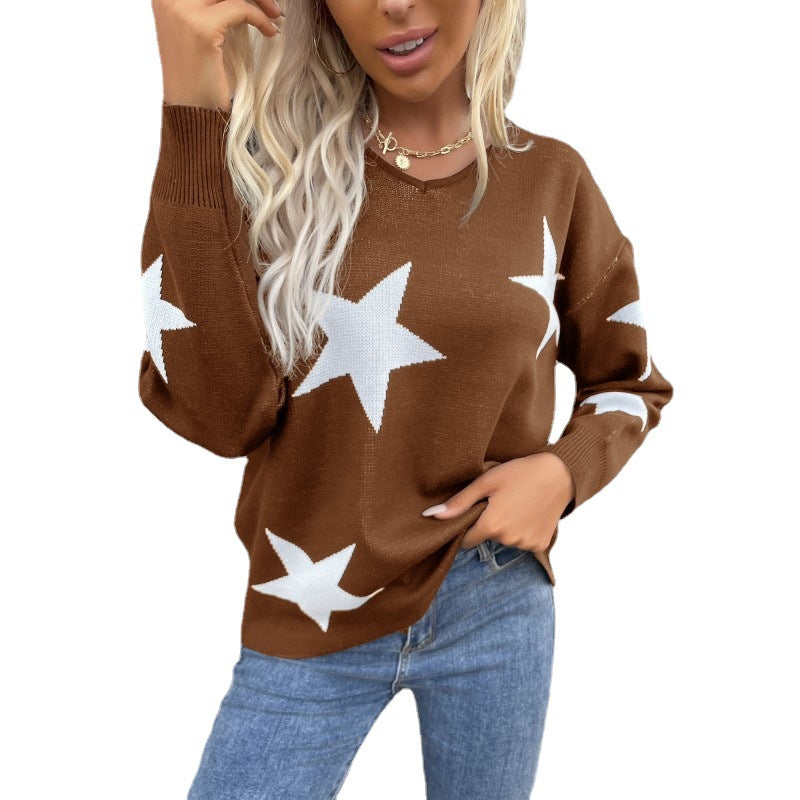 Women Oversize V-Neck Knit Sweater with Large Star Jacquard Pattern