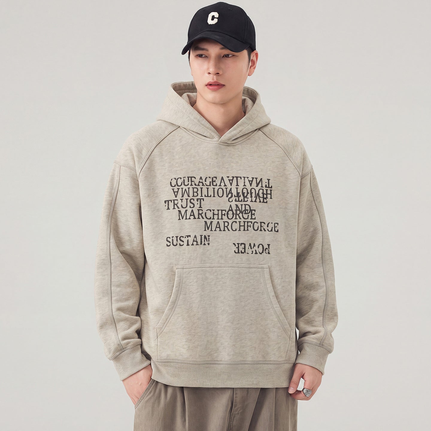 Men's Oversize Hoodie with Statement Print and Kangaroo Pocket Chichicherry
