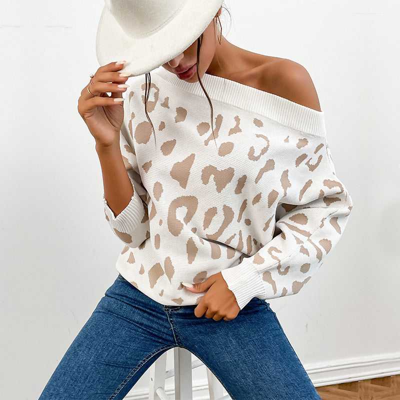 Women's Oversized Off-Shoulder Fine Knit Sweater with Animal Jacquard and Wide Folded Collar Chichicherry