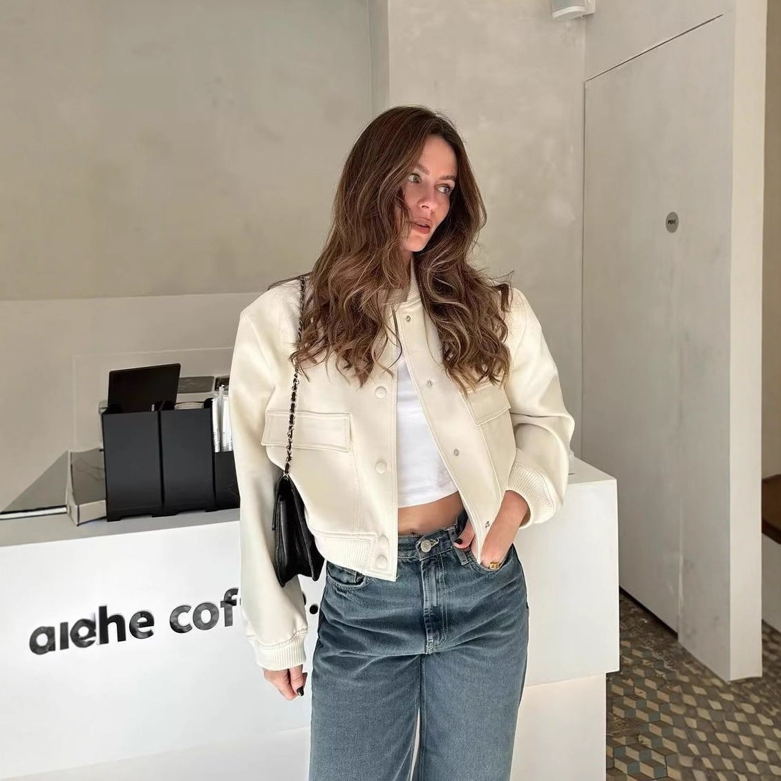 Women's Short Bomber Jacket with Leopard Print, Ribbed Cuffs, and Flap Pockets Chichicherry
