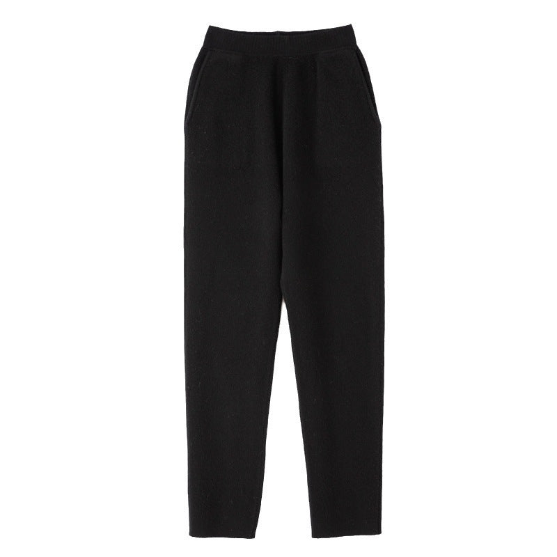 Women's Cashmere-Optic Knit Pants with Elastic Waistband, Tapered Silhouette and Side Pockets Chichicherry