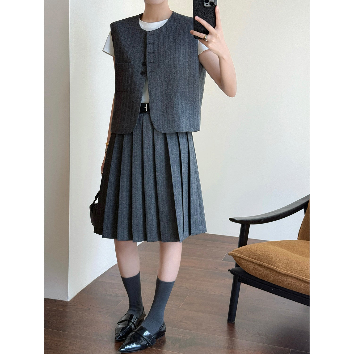 Women Elegant Blazer Vest with Striped Design Chichicherry