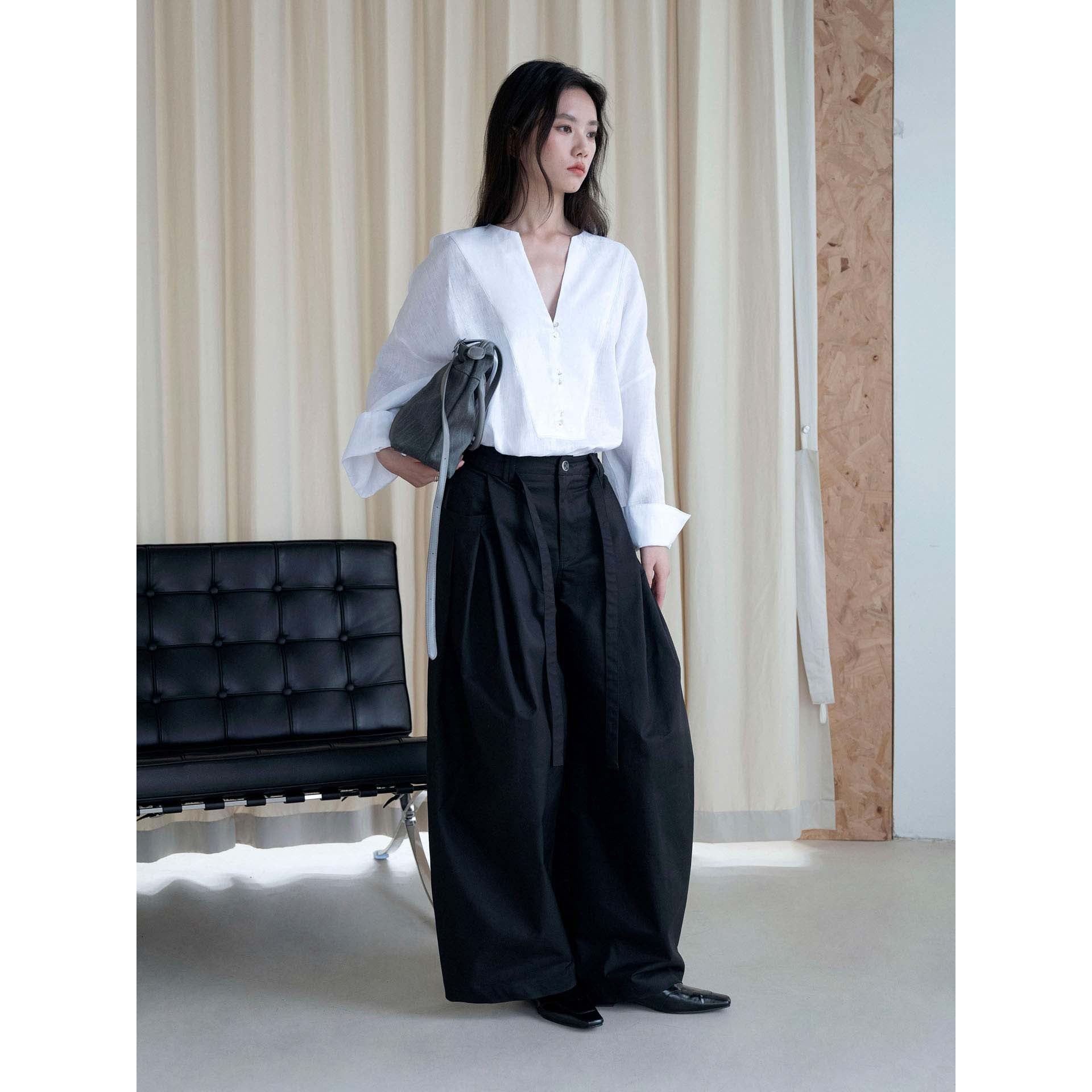 Women Wide Pleated Trousers with High Waist and Tie Belt Chichicherry