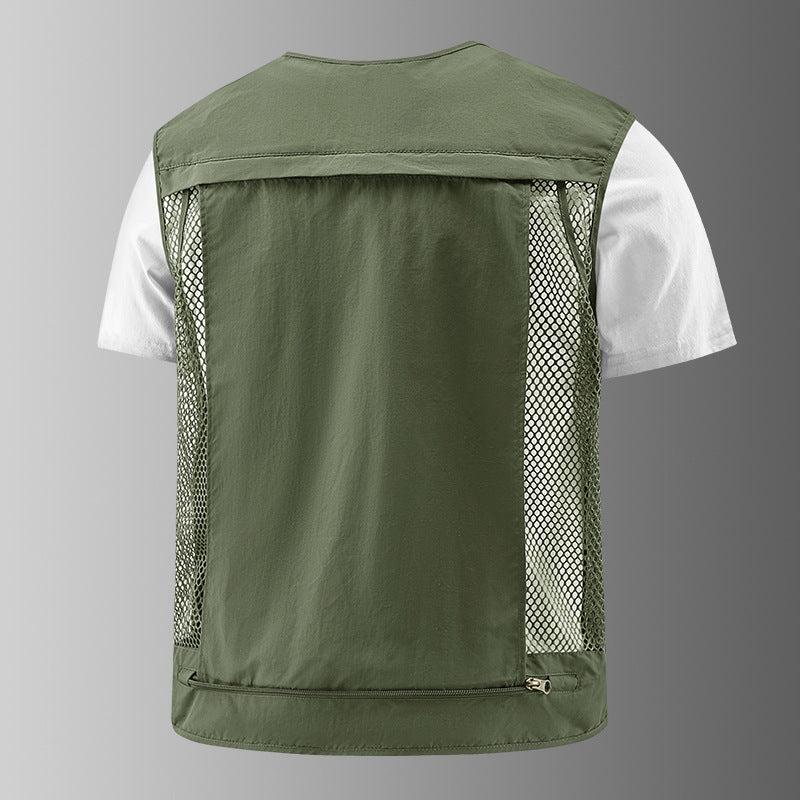 Men's Multifunctional Cargo Utility Vest with numerous zippered pockets and D-rings Chichicherry