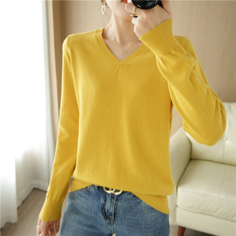 Women Light V-Neck Fine Knit Sweater made of Cashmere-Soft Cotton Blend with Elastic Ribbed Cuffs Chichicherry