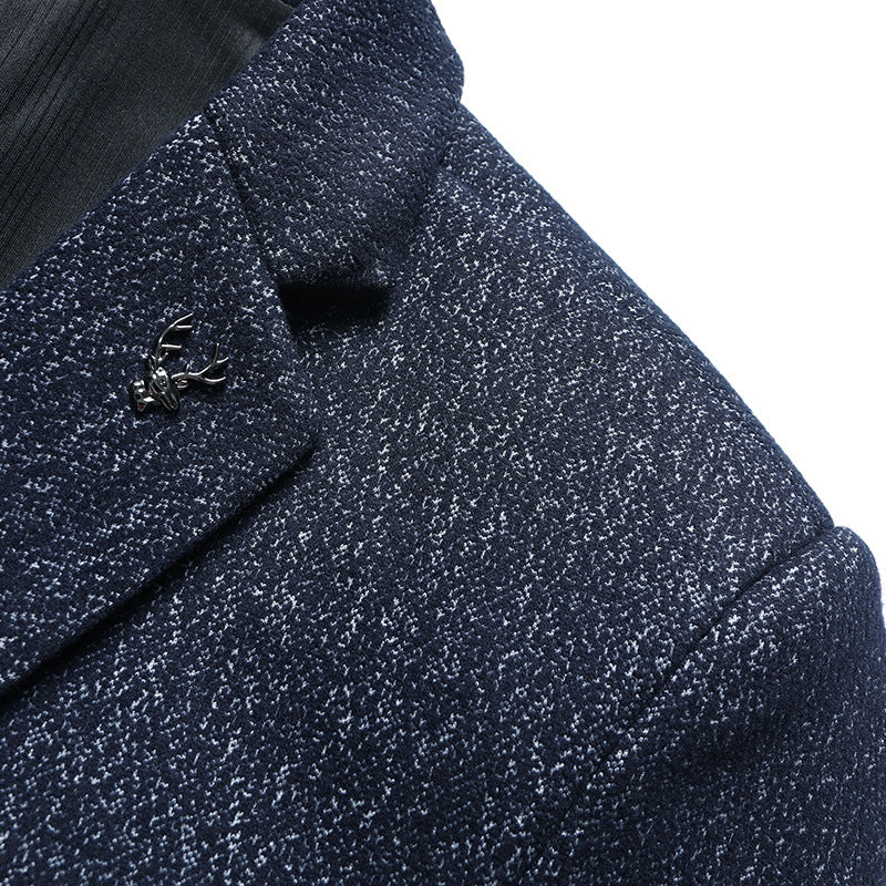 Men's blazer made of structured wool blend with two-button closure and patch pockets Chichicherry