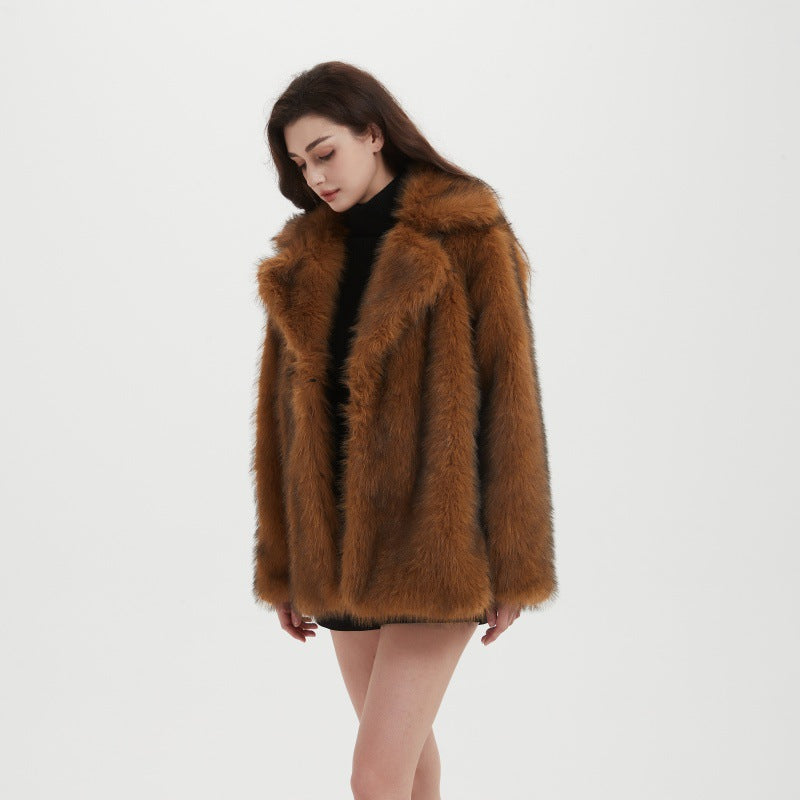 Ladies Boxy Short Coat made of dense long-fiber synthetic fur with open front Chichicherry