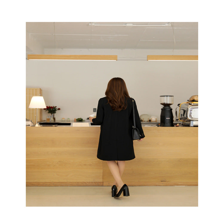 Women's Knee-Length Single-Breasted Wool Blend Long Coat in Minimalist Tailoring Chichicherry