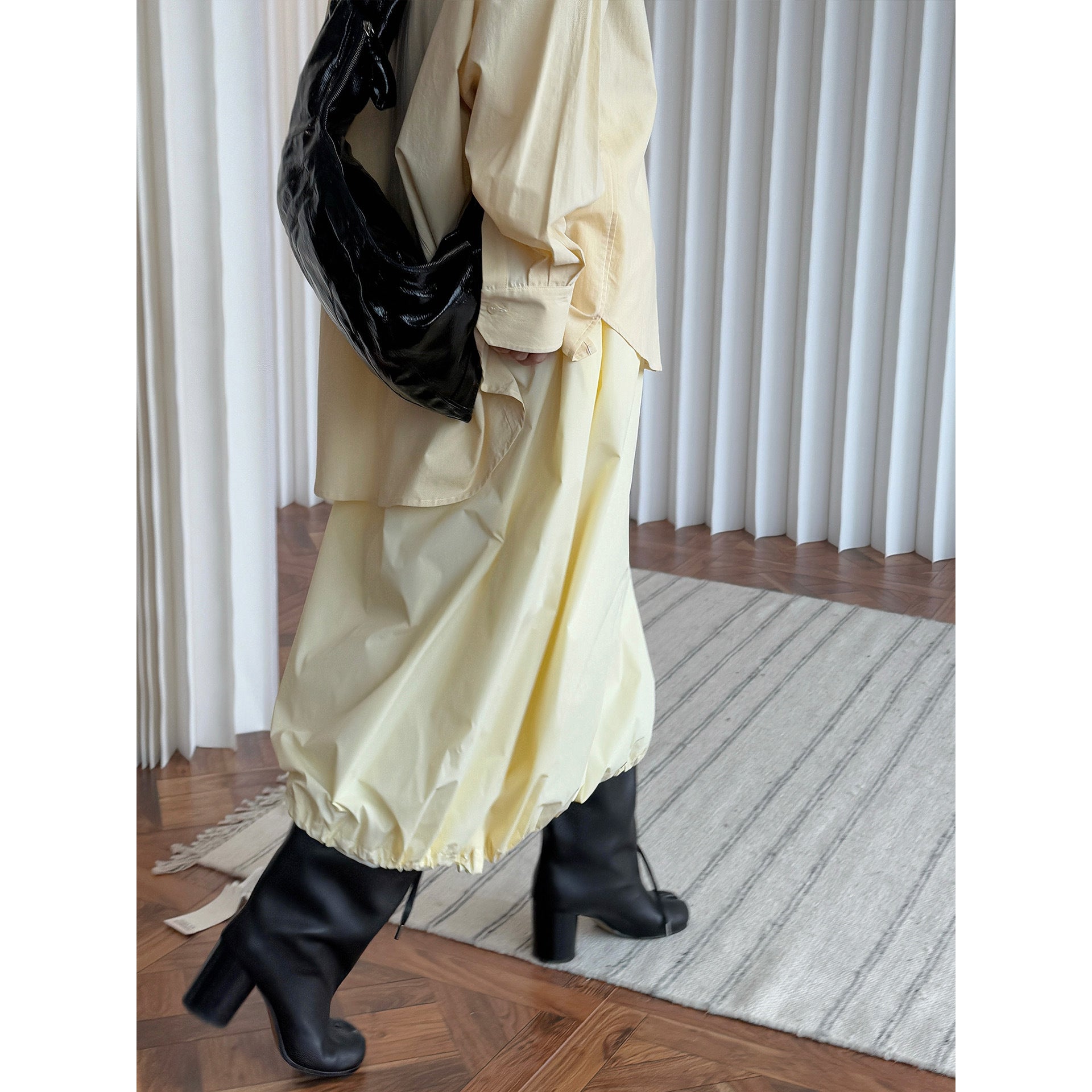 Women's Long Cut Oversized Shirt Blouse Made of Light Cotton Poplin with Chest Pocket and Rounded Hem Chichicherry