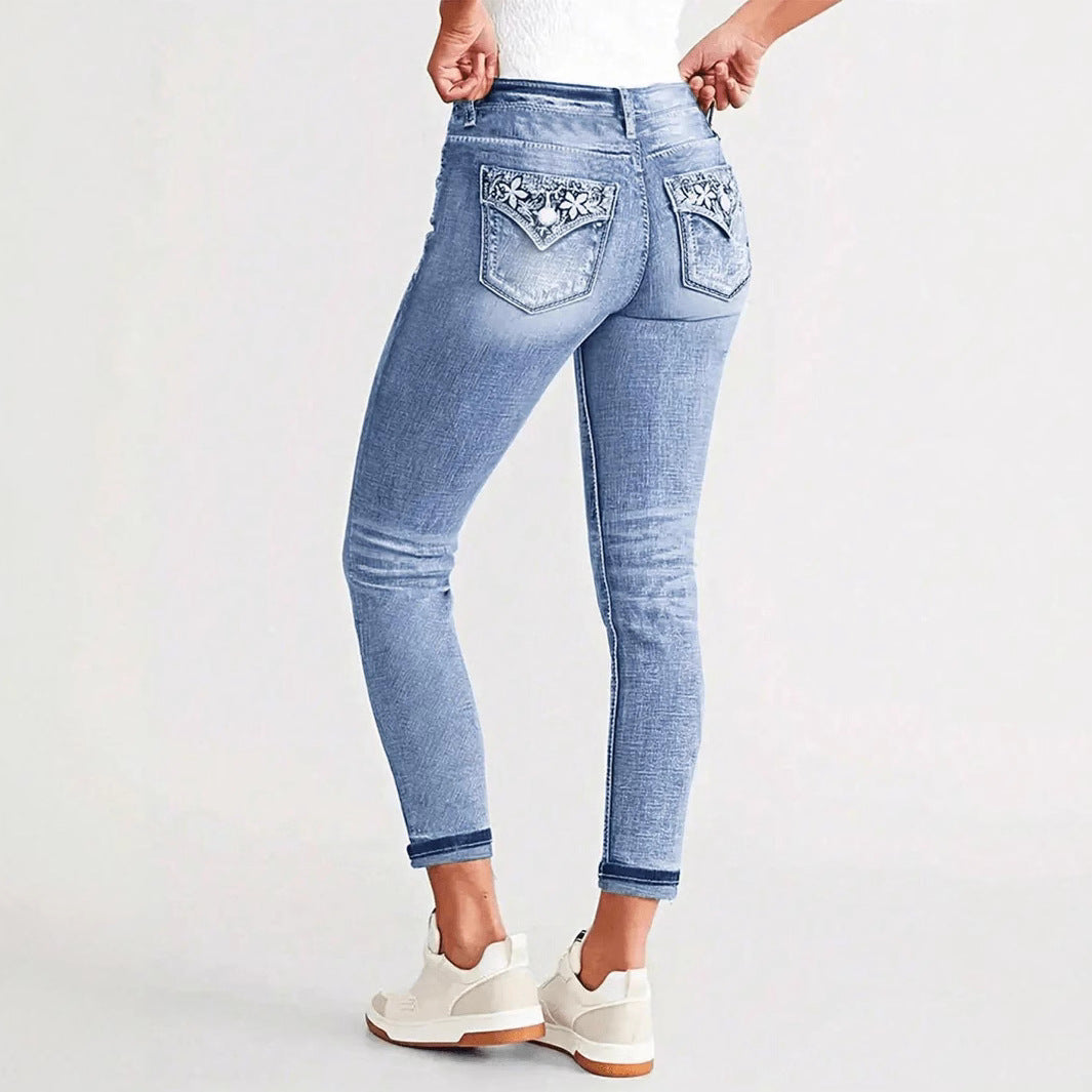 Women Ankle-Length Slim-Fit Stretch Jeans with Subtle Used Wash and Sculpting Waistband Chichicherry