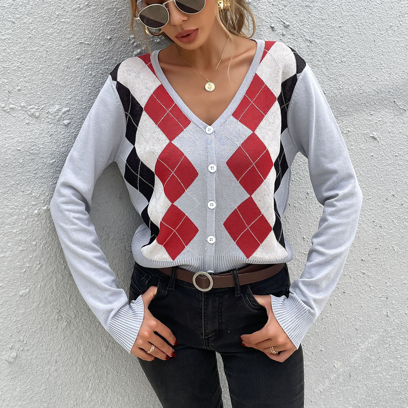 Ladies' Argyle Cardigan with deep V-neck, fine fine knit and button placket Chichicherry