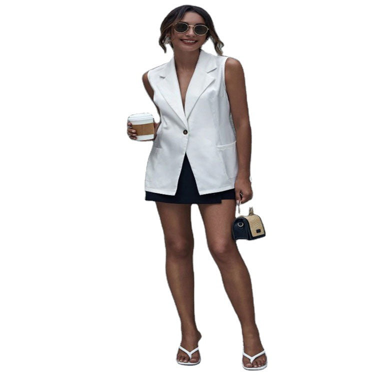 Women's sleeveless long blazer vest in tailoring with single-button closure and patch pockets Chichicherry