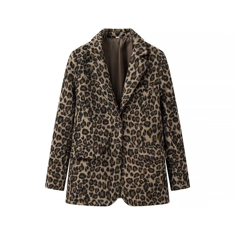 Women's Oversized Blazer in Leopard Print with Notch Collar and Flap Pockets Chichicherry