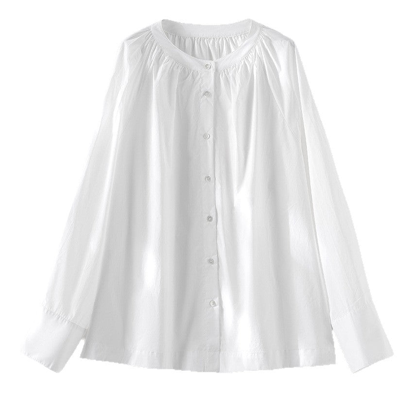 Women’s blouse with round neckline, full-button placket and gathered yoke Chichicherry