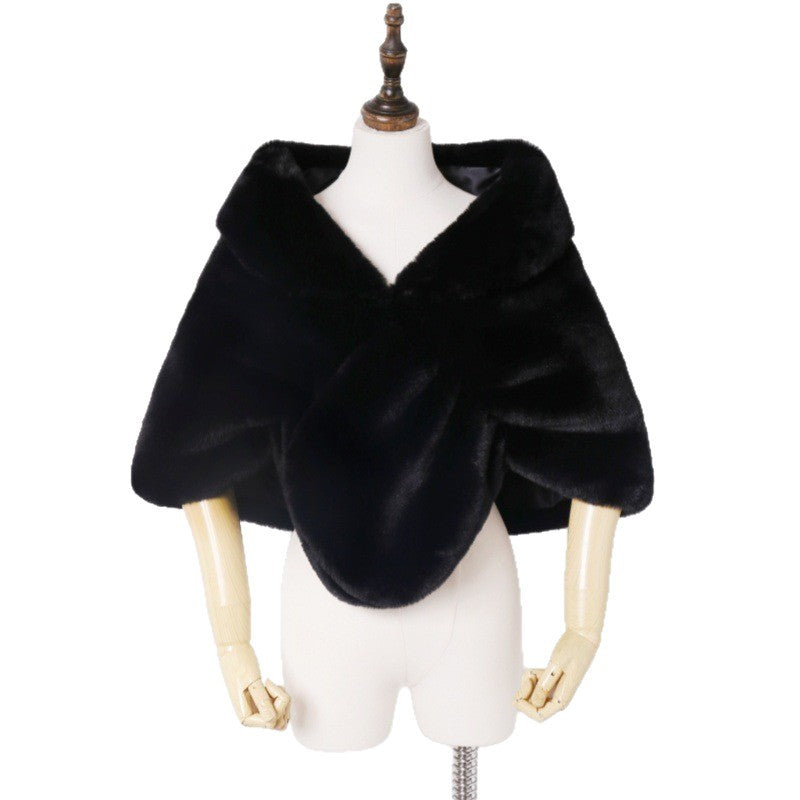 Women Elegant Faux Fur Stole in Capelet Cut Chichicherry