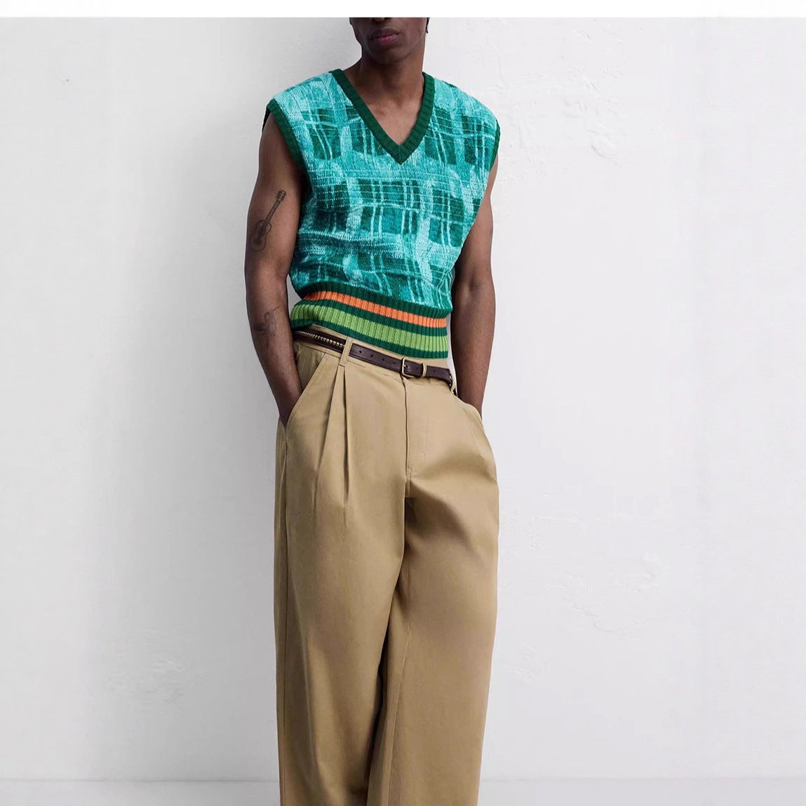Men's wide pleated chino pants with high waistband and cropped leg Chichicherry