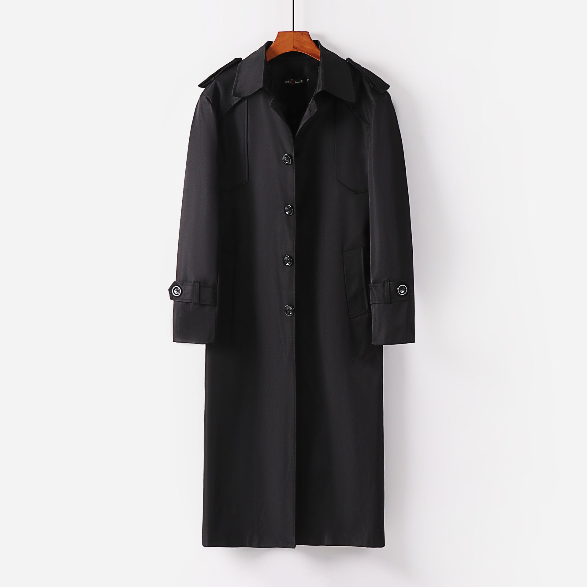 Women's elegant light trench coat with epaulettes and button placket Chichicherry
