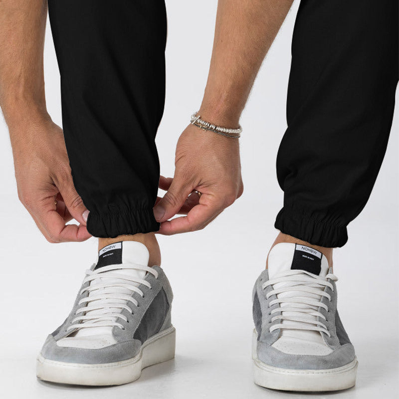 Men's Cargo Jogging Pants in Relaxed Fit with Drawstring, Elastic Cuffs, and Multiple Pockets Chichicherry