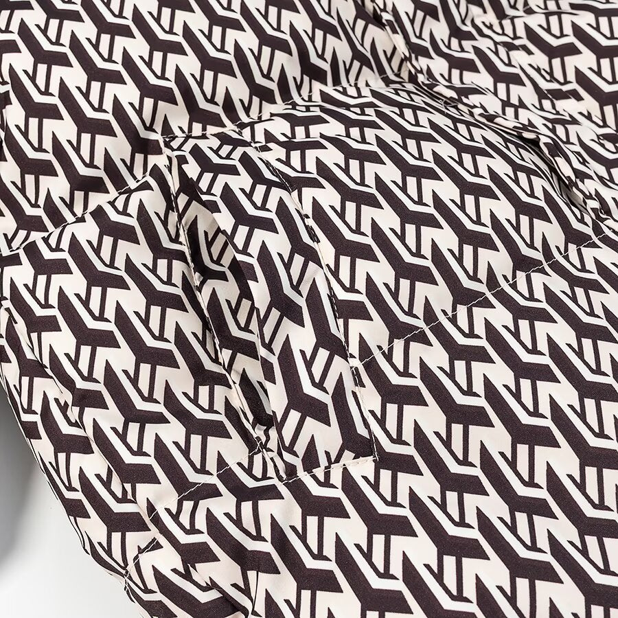 Women's quilted jacket with high collar and graphic jacquard pattern Chichicherry