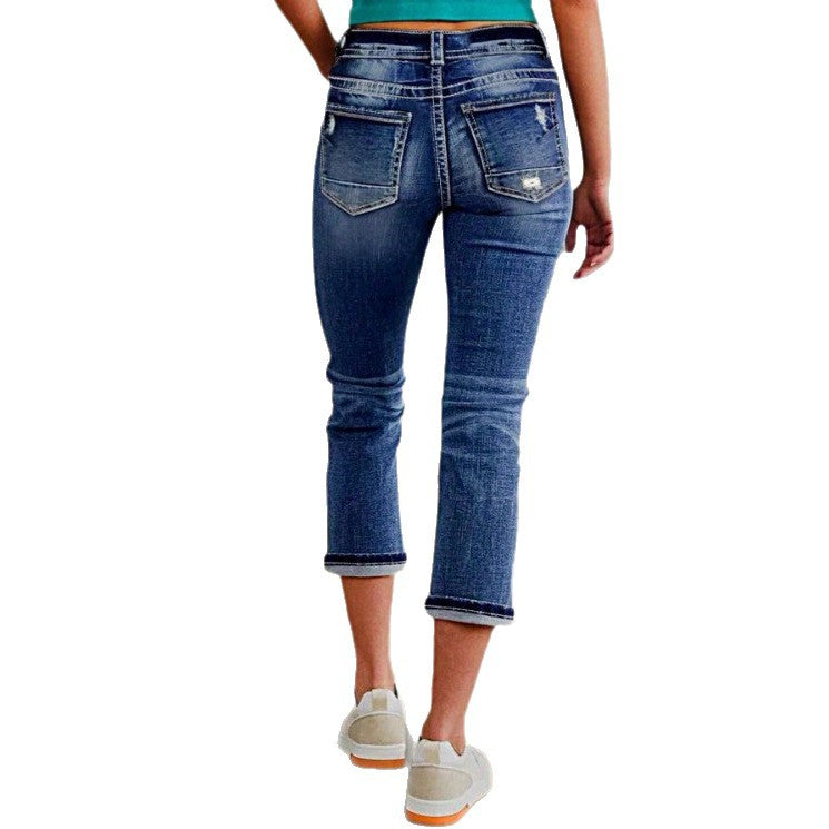 Women's cropped jeans with turn-up, mid-rise waist and used wash Chichicherry