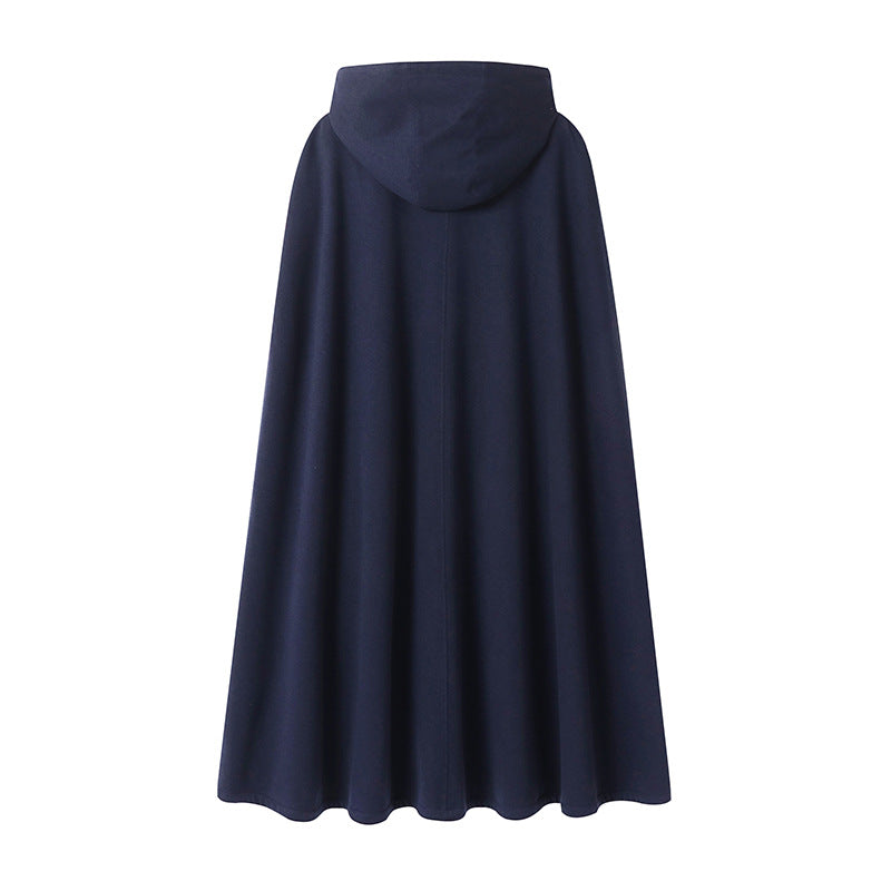 Women’s hooded cape made of wool blend with toggle closures and flowing A-line Chichicherry