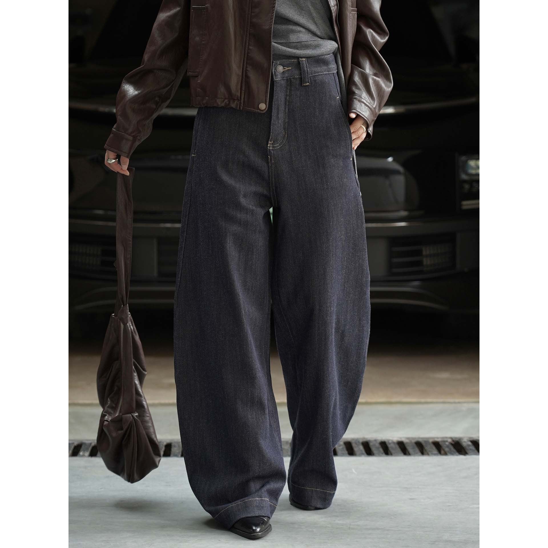 Women Wide High-Waist Denim Pants with Extra Wide Leg and Casual Waistband Processing Chichicherry