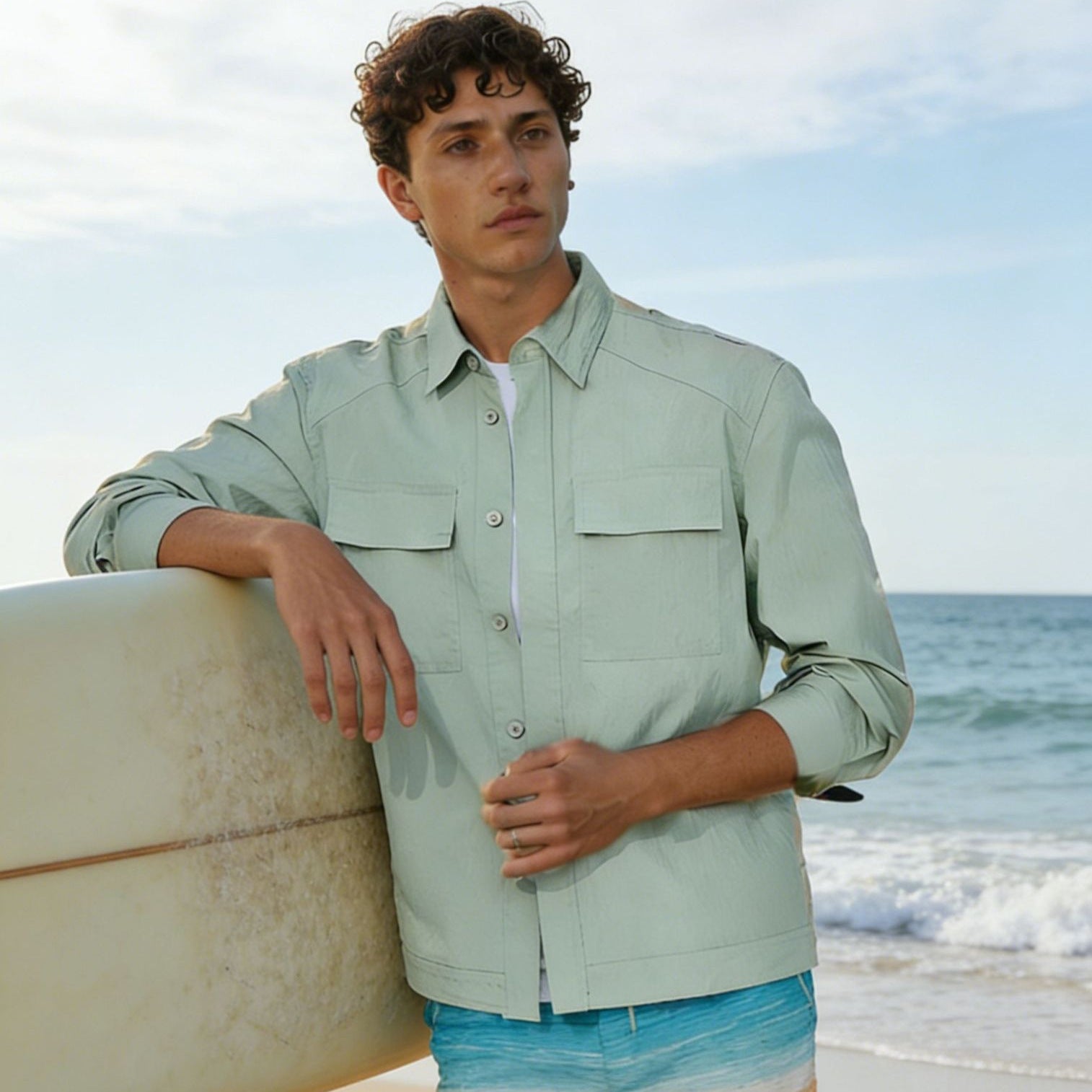 Herren Leichtes Field-Overshirt mit aufgesetzten Brusttaschen und Hemdkragen Chichicherry