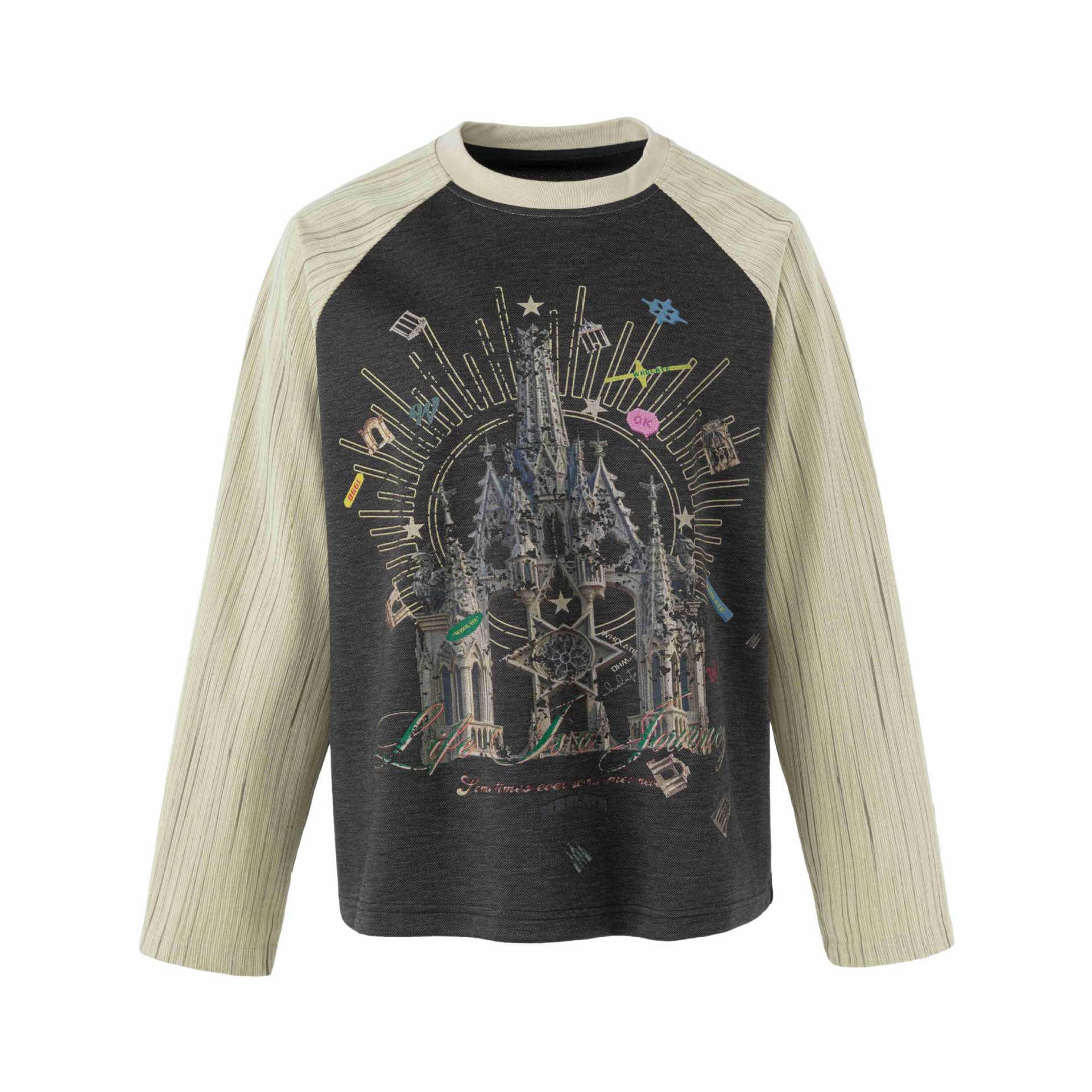Women's raglan sweatshirt with graphic cathedral print and textured sleeves Chichicherry