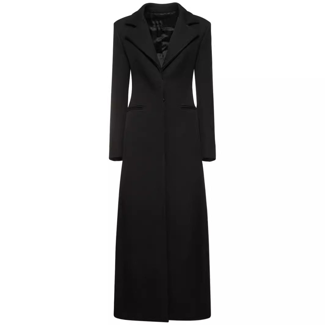 Women's Tailored Longline Coat with Notched Lapel and Single-Breasted Cut Chichicherry