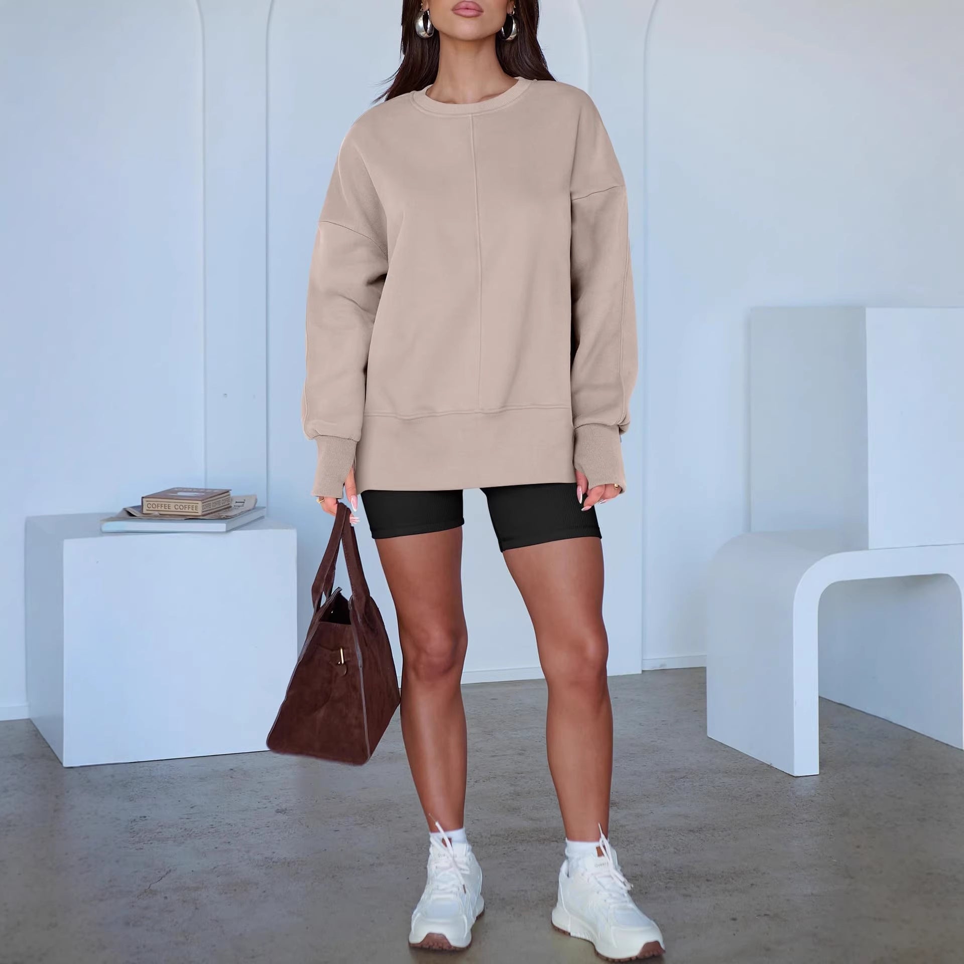 Women's Oversize Sweatshirt with Center Seam, Extended Hem, and Ribbed Cuffs Chichicherry