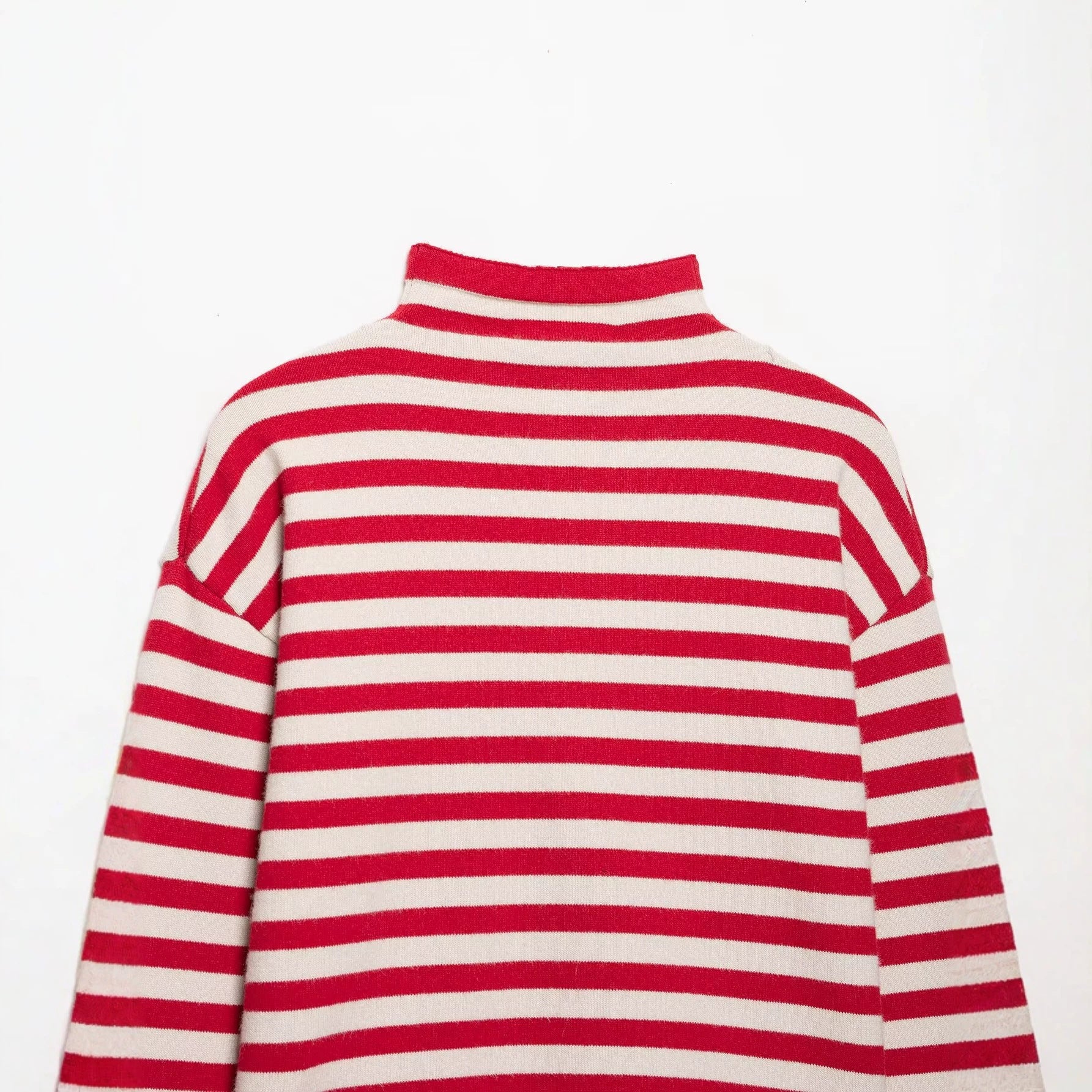 Women Striped Cropped Knitted Cardigan with Stand-up Collar Chichicherry