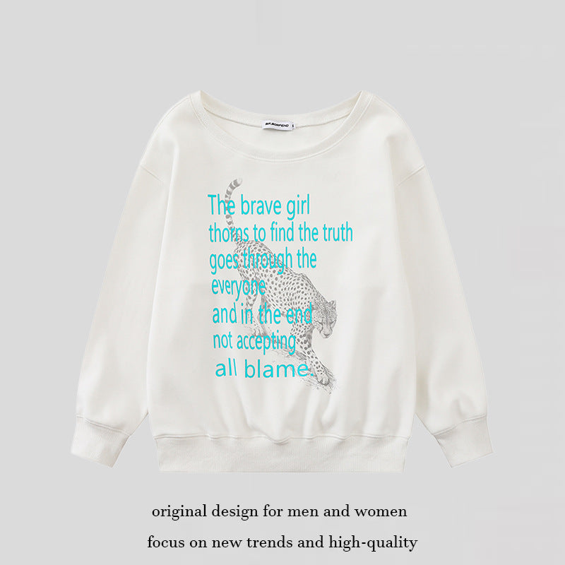 Women's oversized sweatshirt with round neck, typographic statement, and leopard illustration Chichicherry