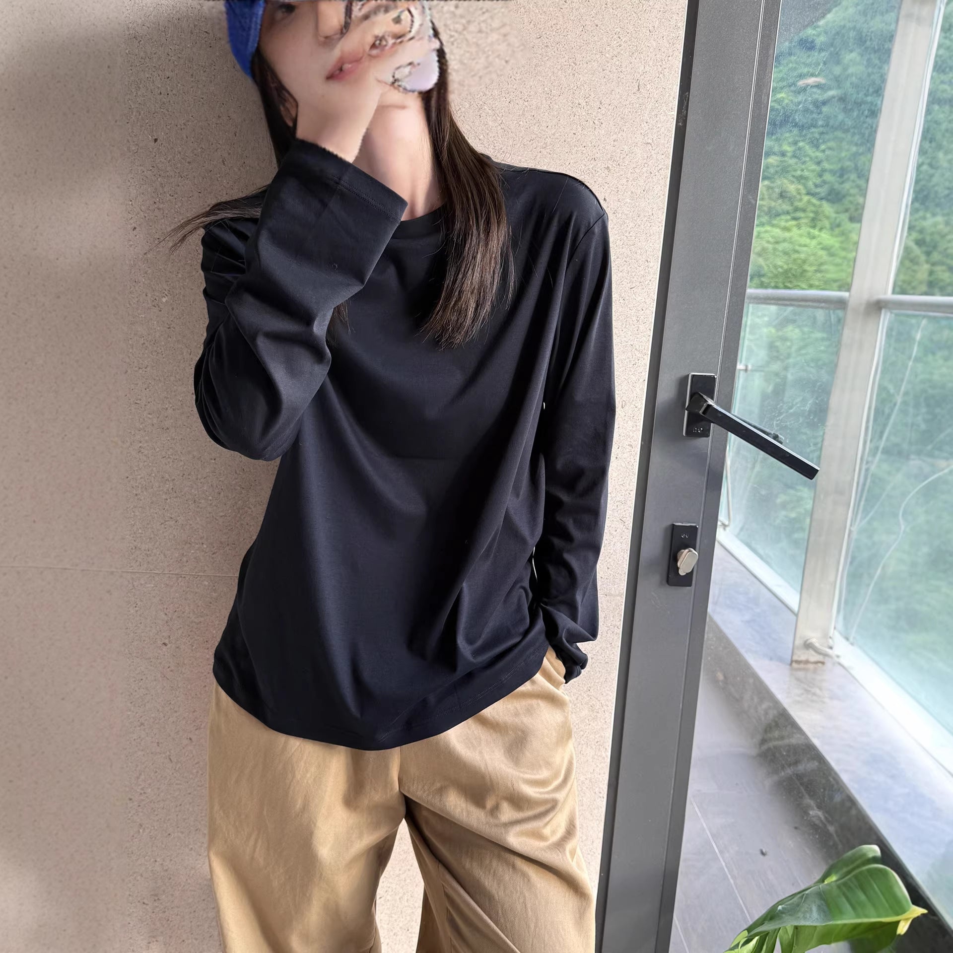 Women's Comfortable Long Sleeve Shirt with Simple Details Chichicherry