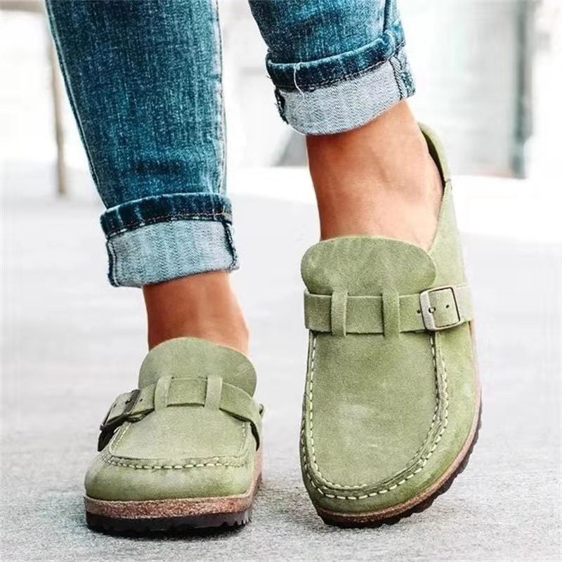 Women's Slipper-Mule made of suede with cork flatform and decorative buckle Chichicherry